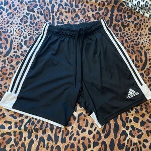 Women’s Adidas basketball shorts